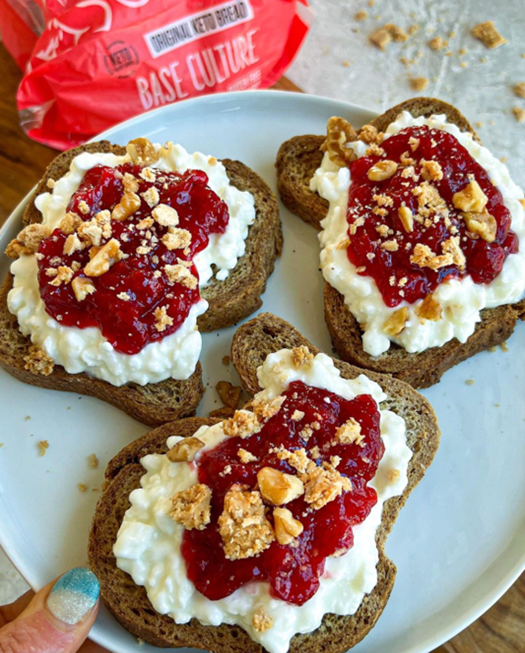 Grain Free Strawberry Cheesecake Toasts