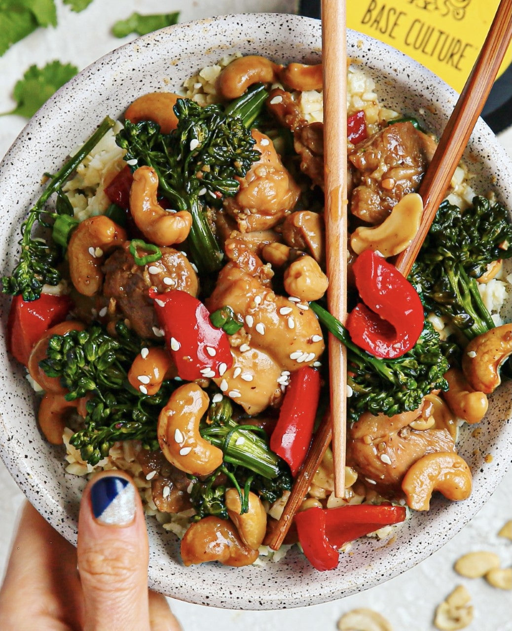 Honey-Cashew Chicken & Broccolini